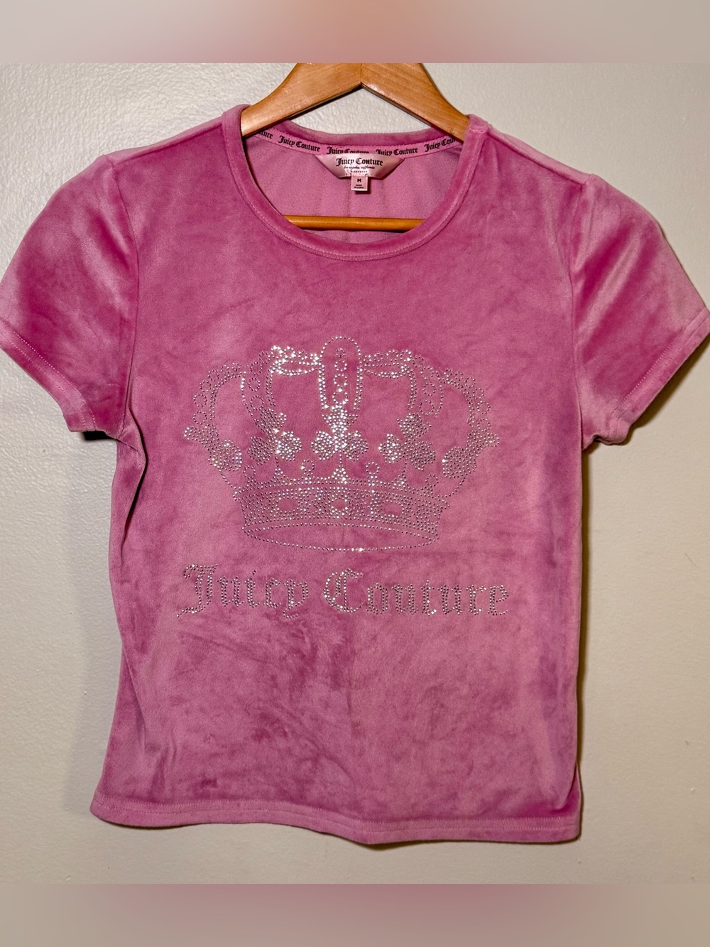 Juicy Couture Pink Velour Rhinestone Crown T-Shirt Women’s M Y2K